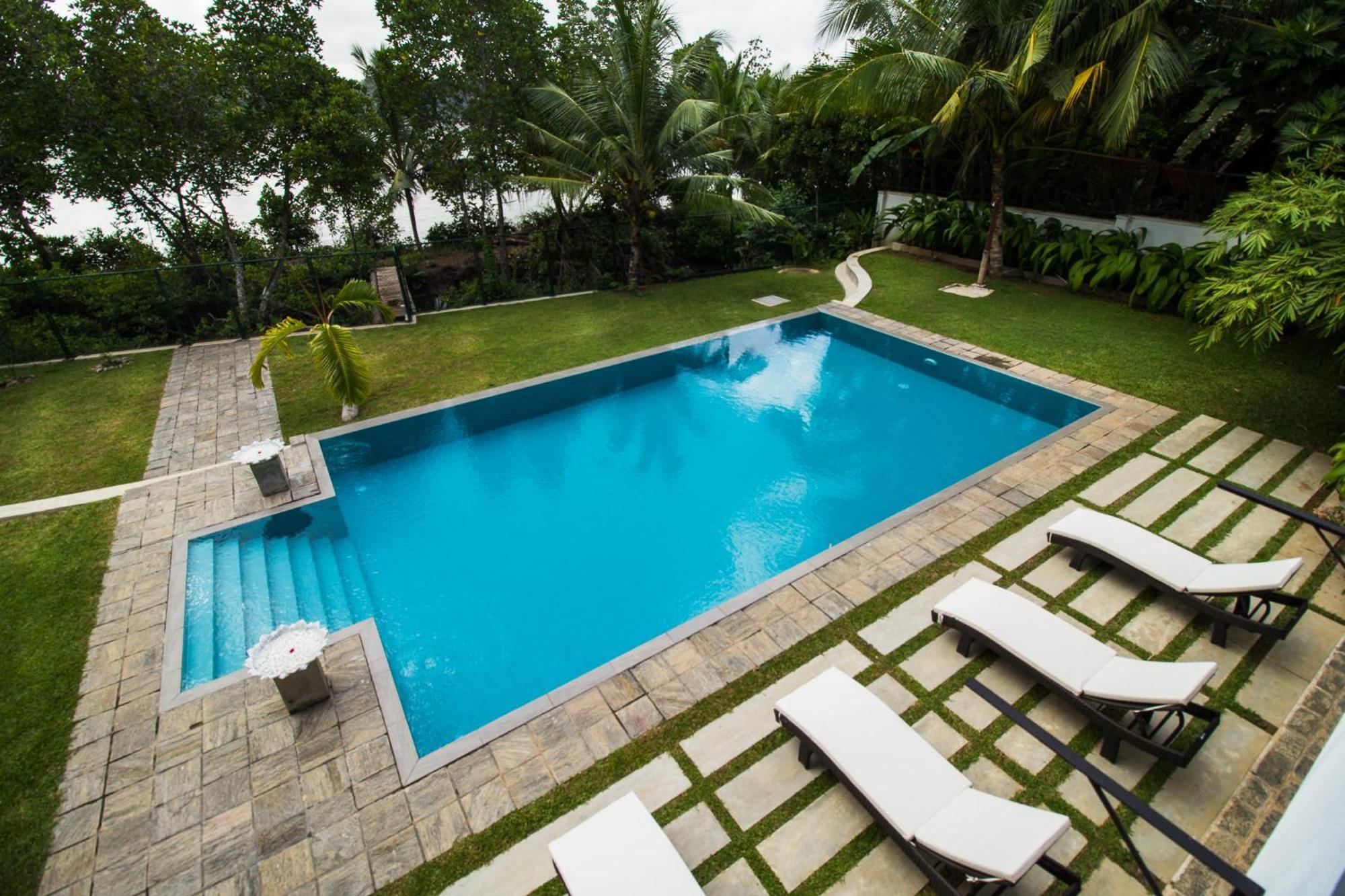 Arahtis Lake Villa Hikkaduwa Exterior foto